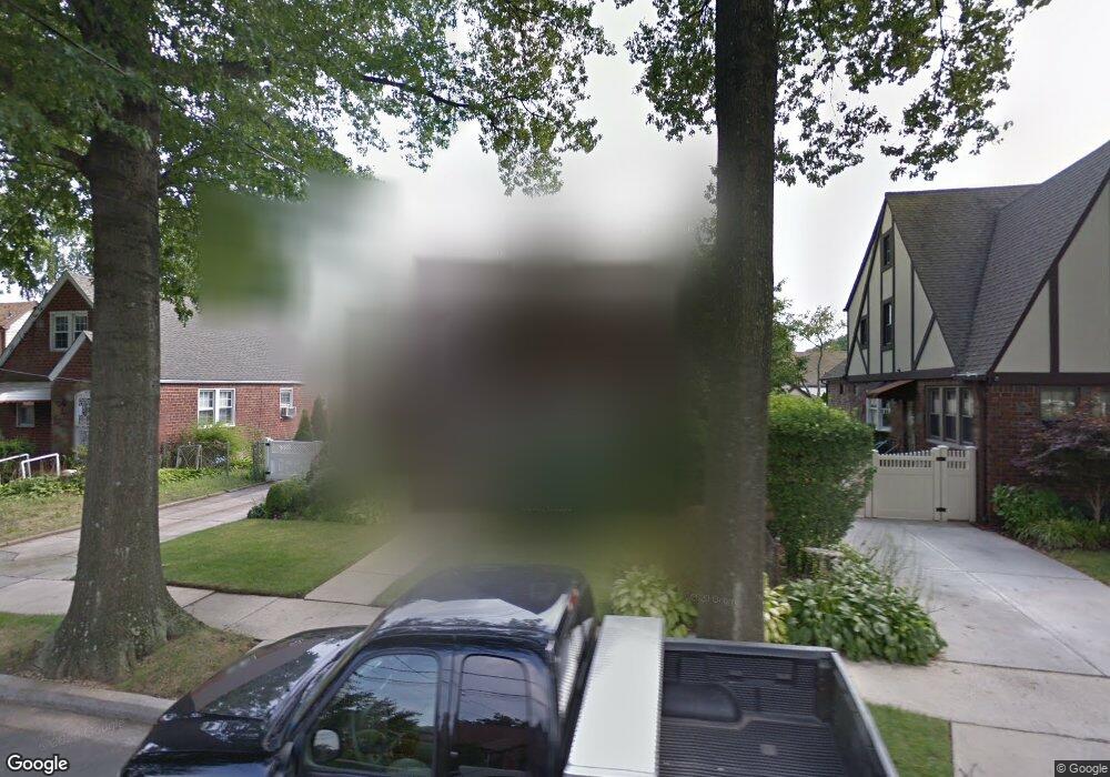 1081 Barnes St, Franklin Square, NY 11010 - photo 1