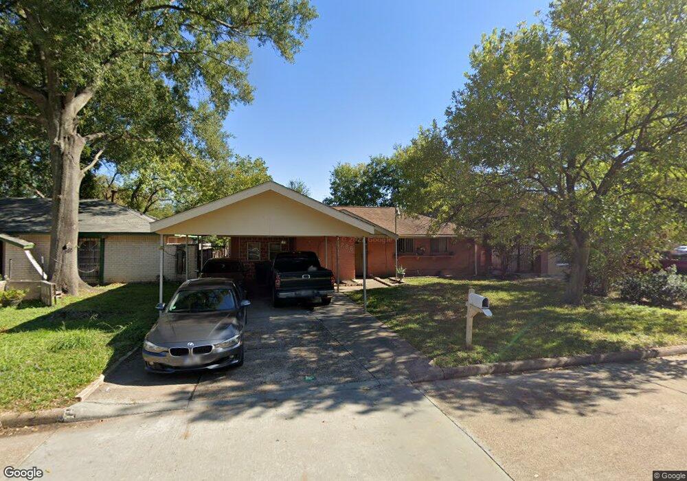 9206 Burford Ln, Houston, TX 77088 - photo 1