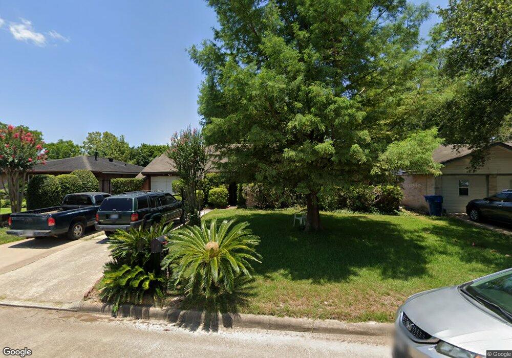 2018 Barnsley Ln, Houston, TX 77088 - photo 1