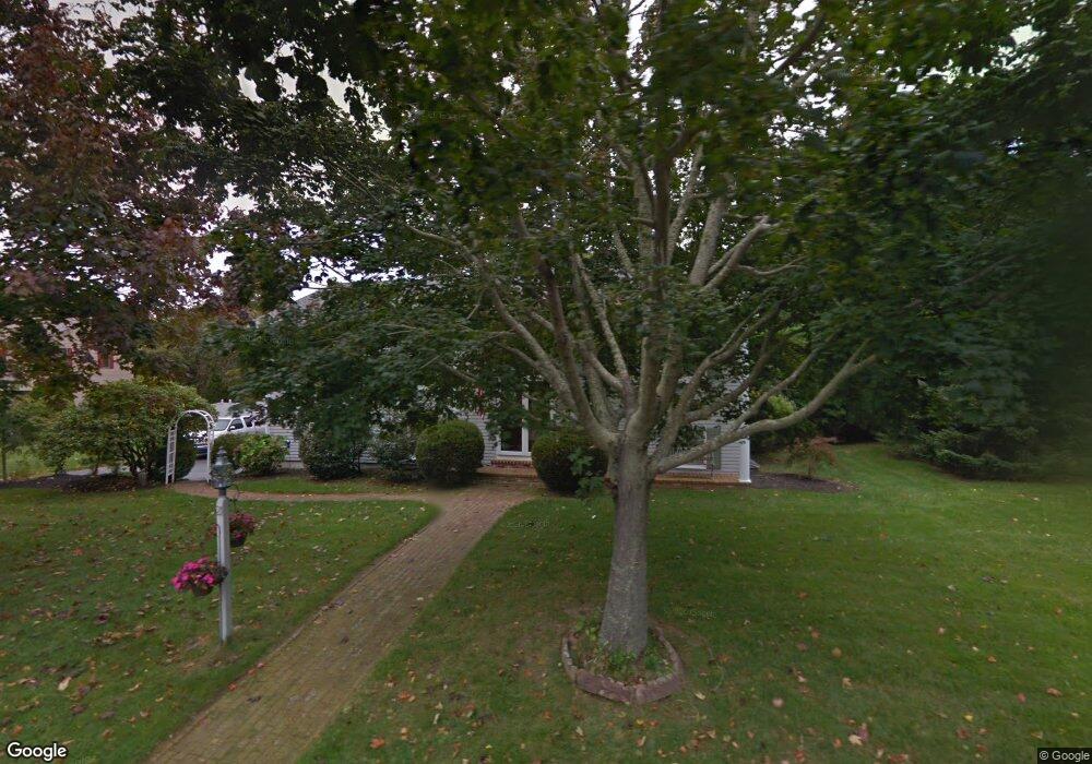 21 Laura Ln, Fairhaven, MA 02719 - photo 1