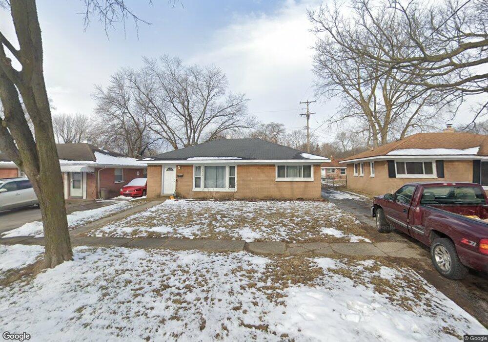 2914 Menominee Ave, Flint, MI 48507 - photo 1