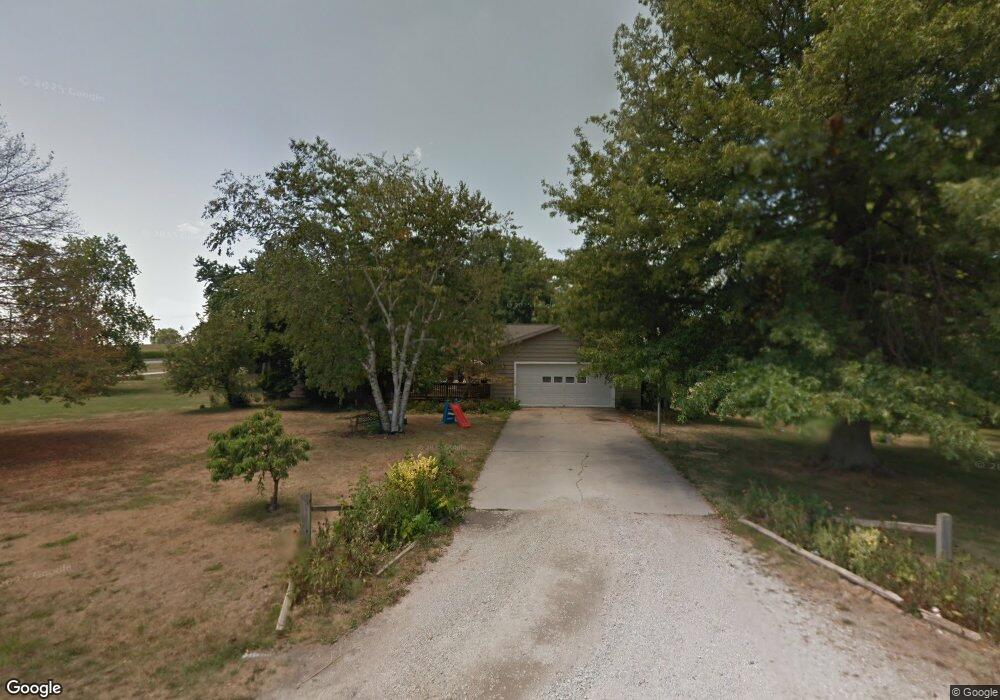 103 Nansarah Dr, Jacksonville, IL 62650 - photo 1