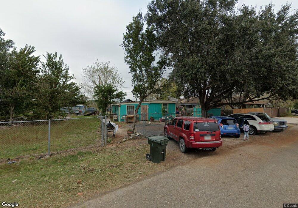 910 Star Ct, La Feria, TX 78559 - photo 1