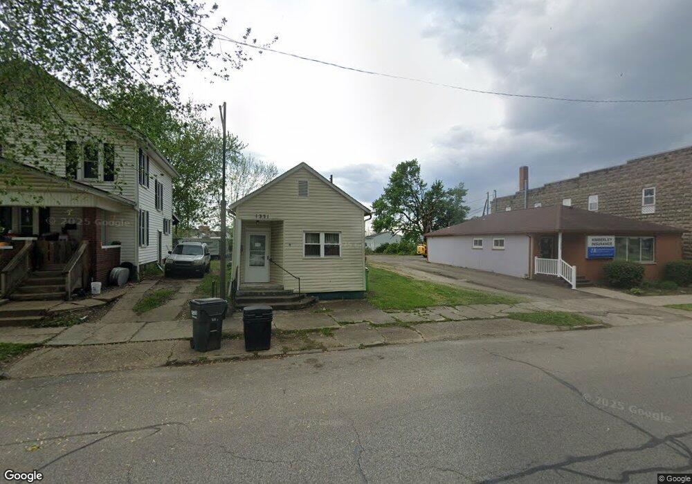 1331 Chestnut St, Coshocton, OH 43812 - photo 1