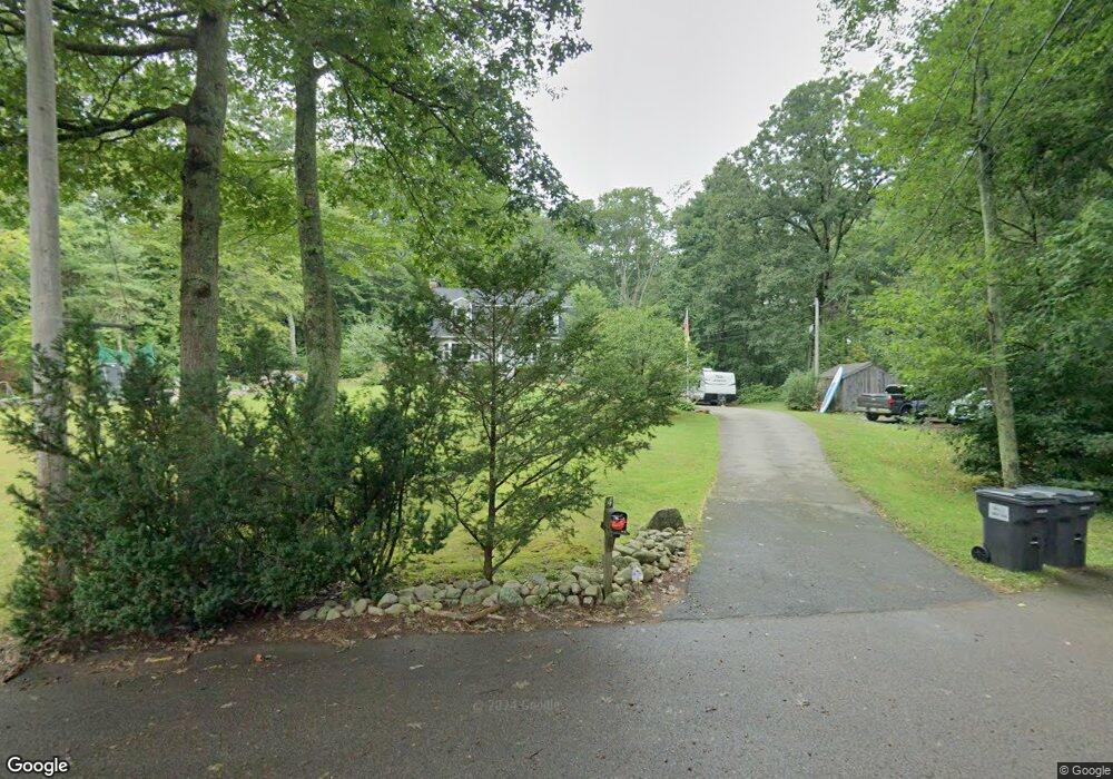 4 Spruce Rd, Norfolk, MA 02056 - photo 1