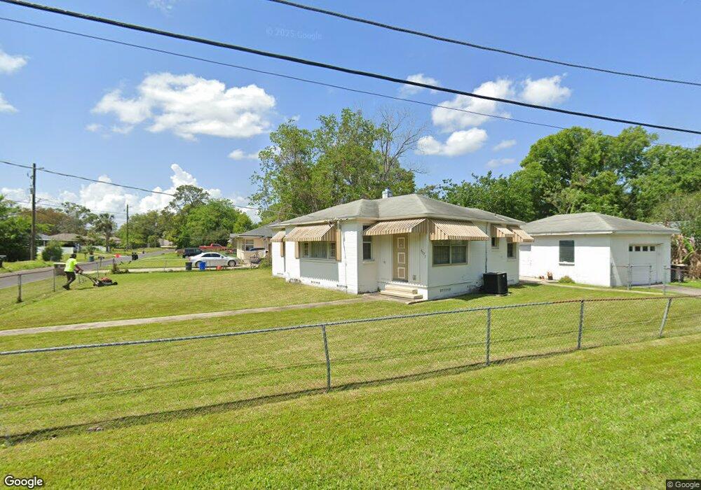 5037 Kerle St, Jacksonville, FL 32205 - photo 1
