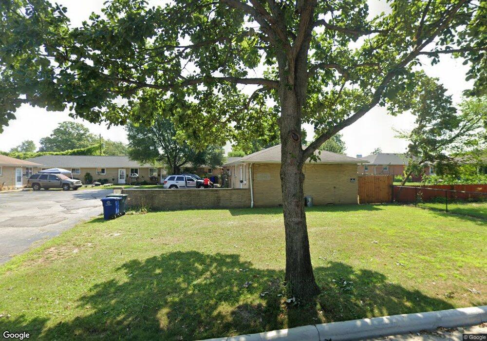 1038 Salisbury Rd, Columbus, OH 43204 - photo 1