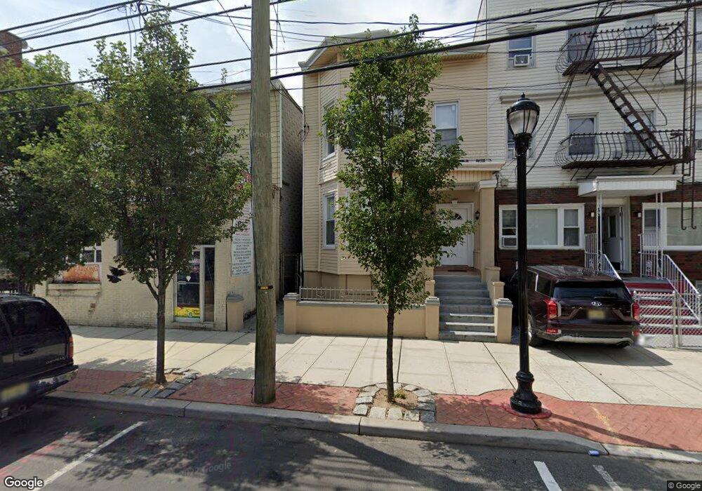 709 22nd St unit 2, Union City, NJ 07087 - photo 1