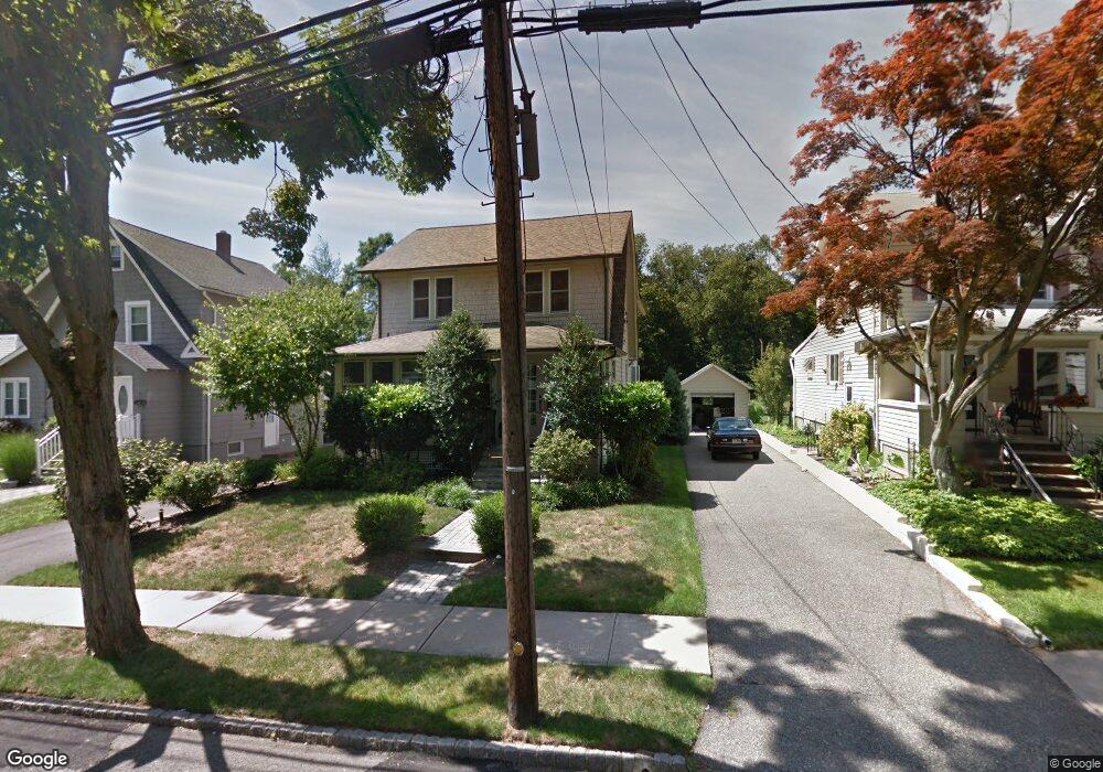 17 Royal Ave, Livingston, NJ 07039 - photo 1