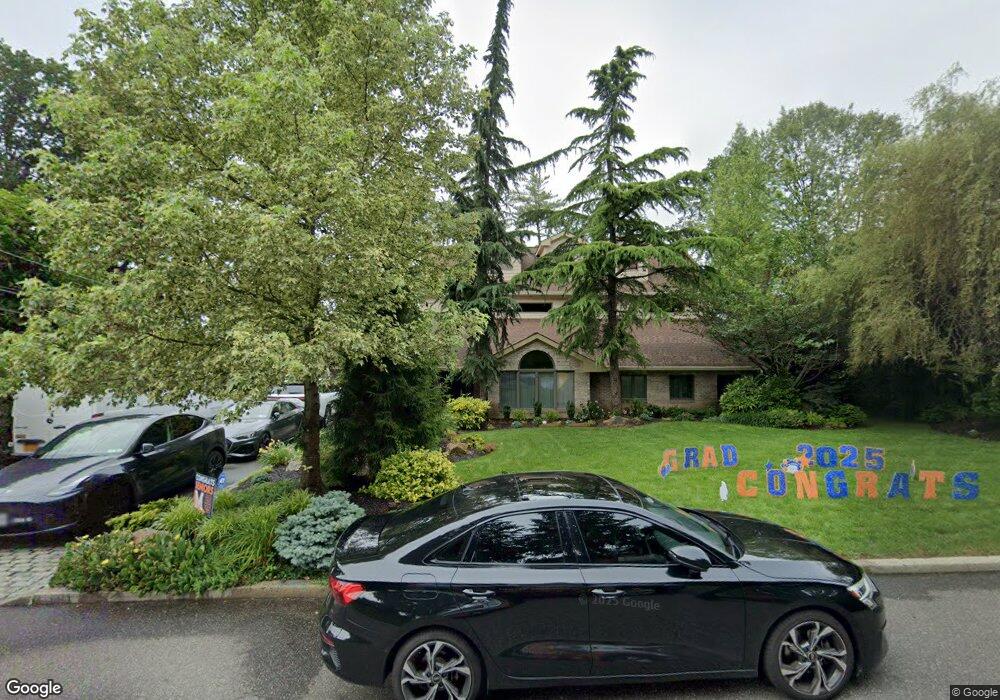 181 Village Rd, Manhasset, NY 11030 - photo 1