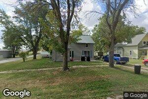 513 6th St, Menlo, IA 50164