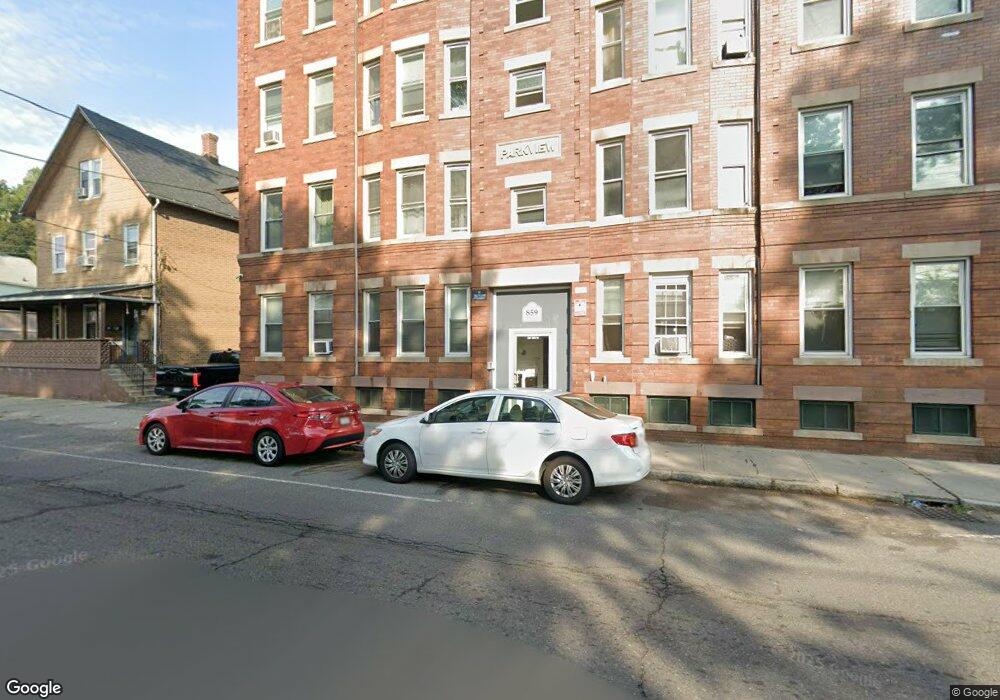 859 Main St unit 3L, Holyoke, MA 01040 - photo 1