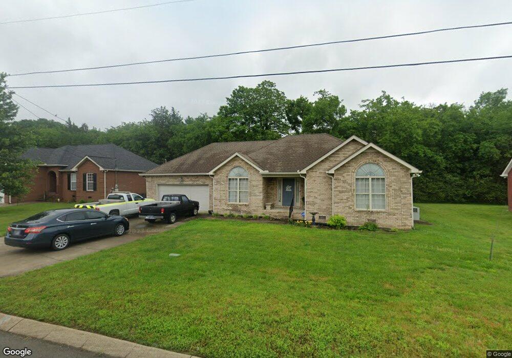 332 Shelby Cir, Shelbyville, TN 37160 - photo 1