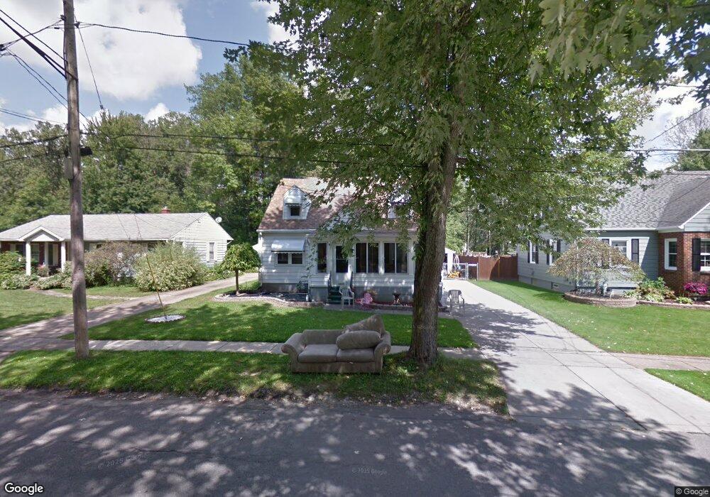 1415 Weaver Pkwy, North Tonawanda, NY 14120 - photo 1