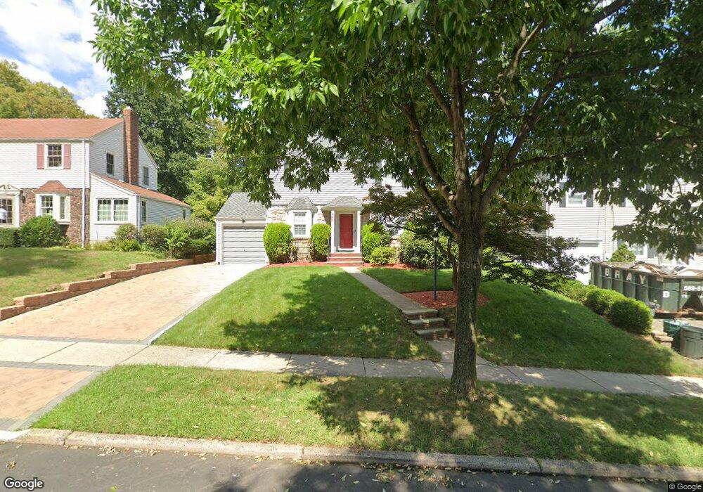 256 Voorhis Ave, River Edge, NJ 07661 - photo 1