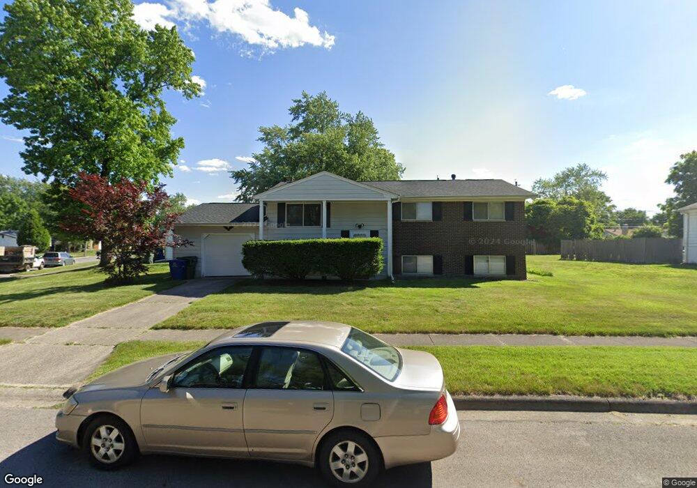 5261 Hacket Dr, Columbus, OH 43232 - photo 1