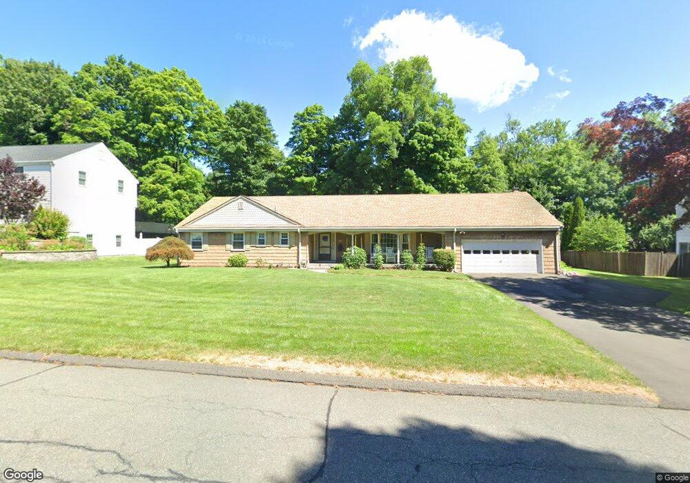 22 Juniper Ln, West Hartford, CT 06117 - photo 1