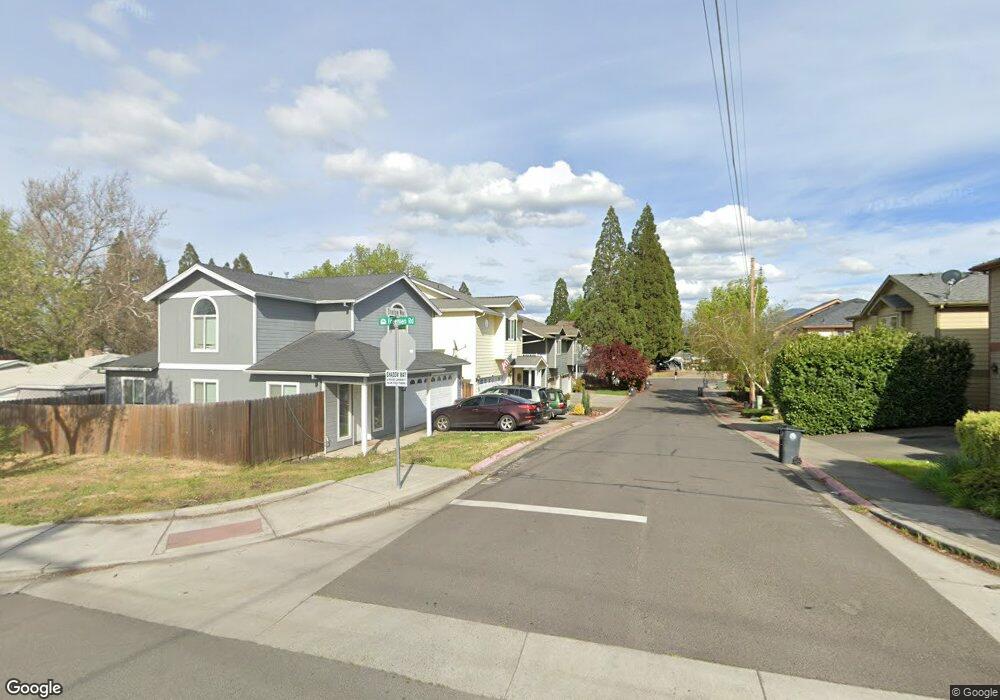 615 Shadow Way, Central Point, OR 97502 - photo 1