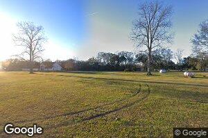 157 Landeche Ln, Hahnville, LA 70057