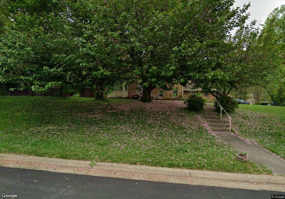 3320 Sleepy Hollow Rd, Falls Church, VA 22044 - photo 1