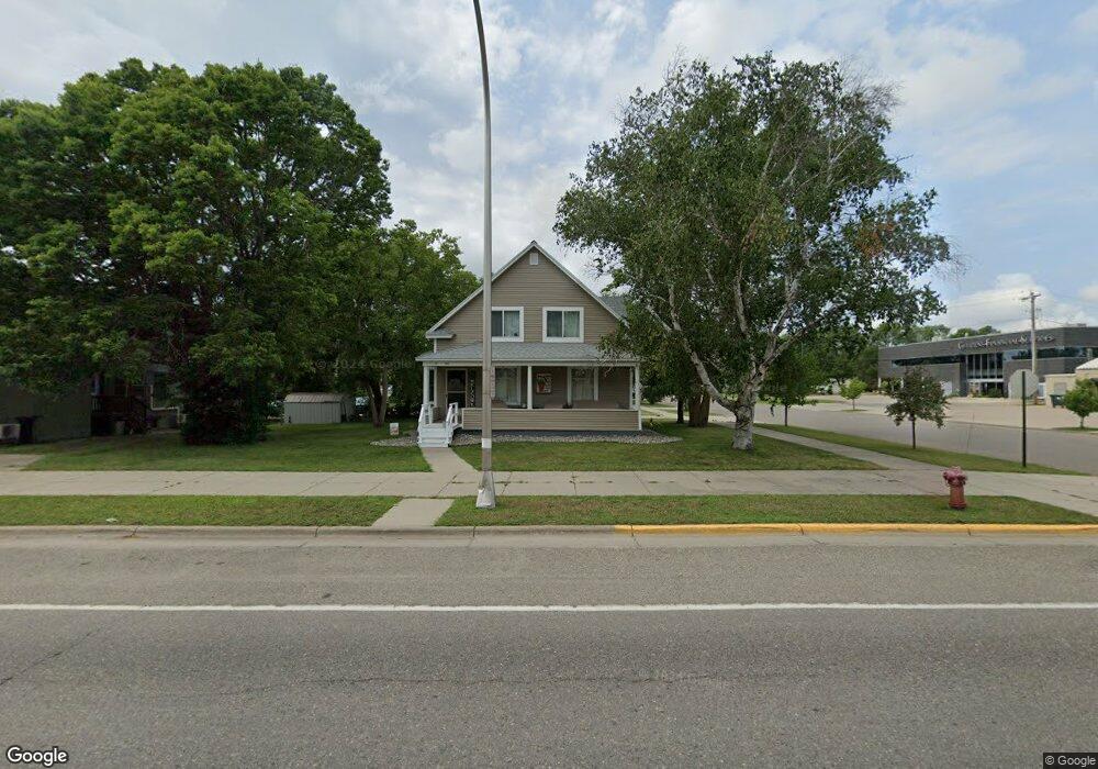 201 Pleasant Ave S, Park Rapids, MN 56470 - photo 1