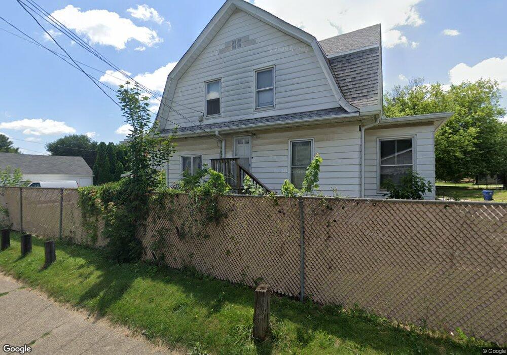 117 N Pine St, Davenport, IA 52802 - photo 1