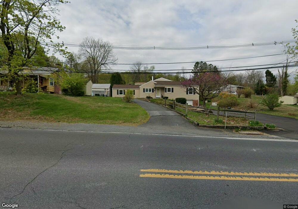 508 Spring Valley Rd, Reading, PA 19604 - photo 1