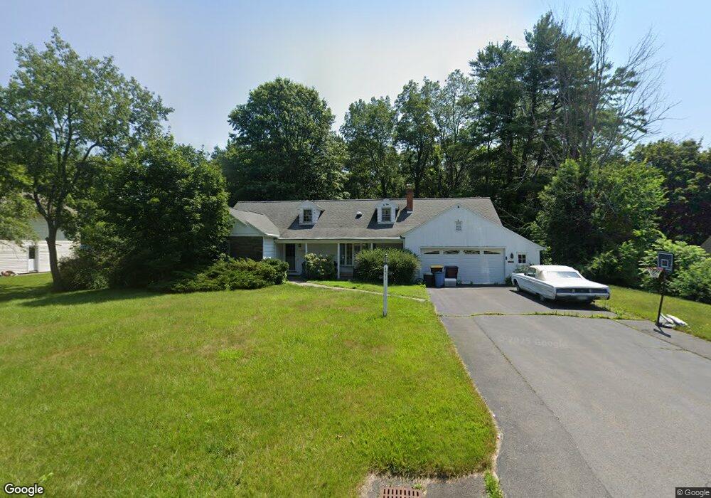 1270 Hawthorn Rd, Schenectady, NY 12309 - photo 1