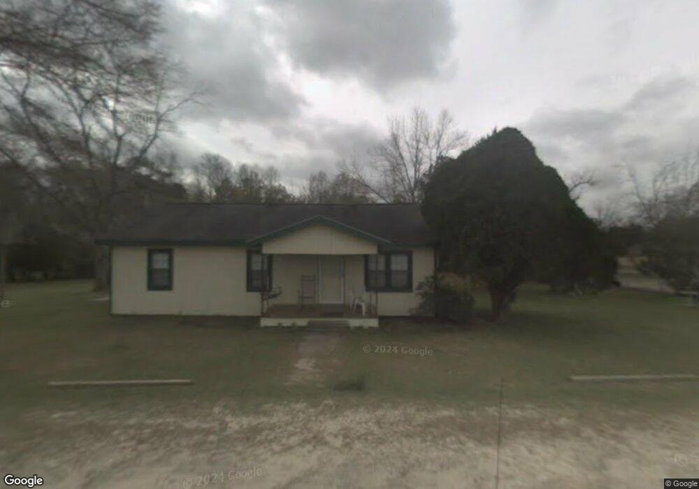 1907 Honeysuckle Ln, Waycross, GA 31503 - photo 1