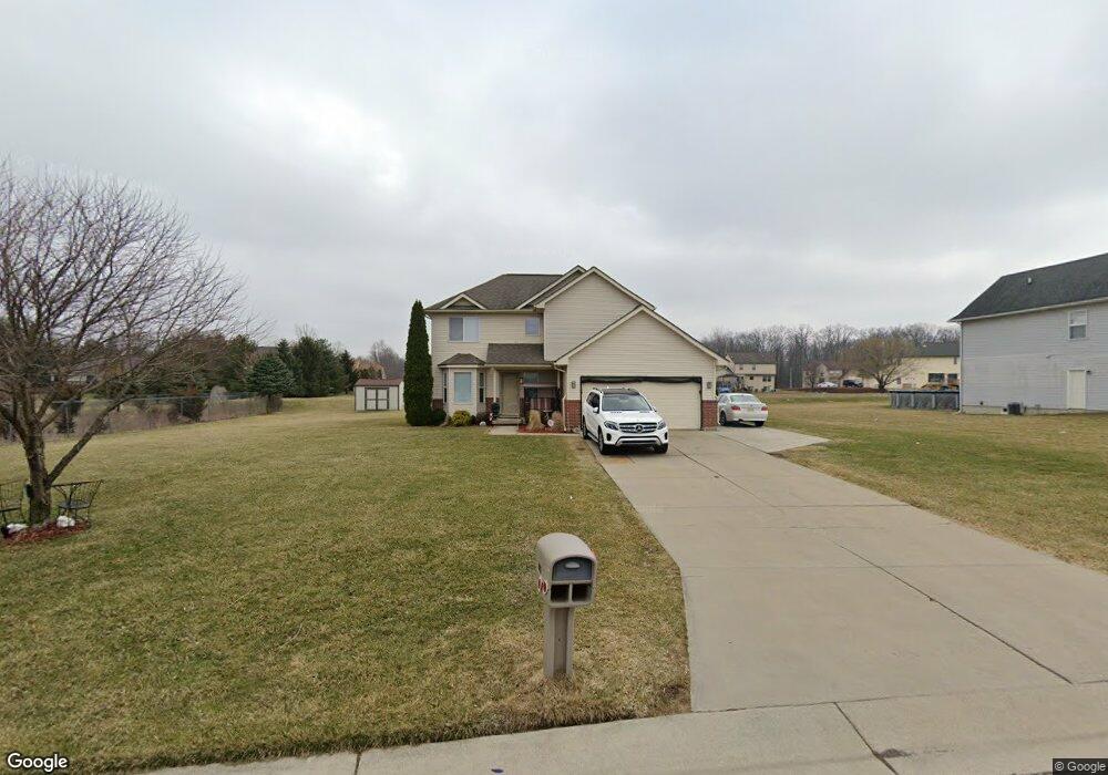 1053 Vivian Trail, Flint, MI 48532 - photo 1