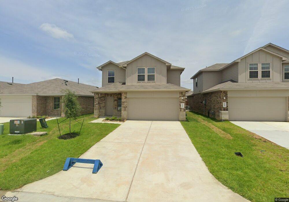 16683 Lonely Pines Dr, Conroe, TX 77302 - photo 1