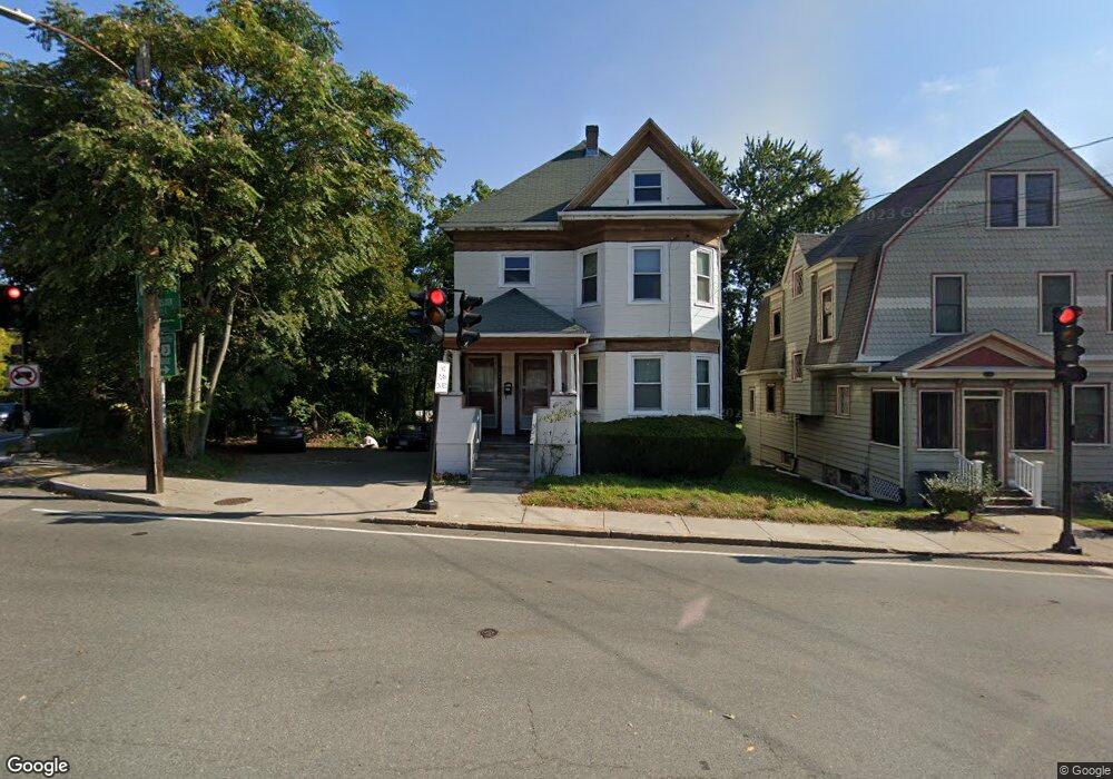 133 Mystic St, Arlington, MA 02474 - photo 1