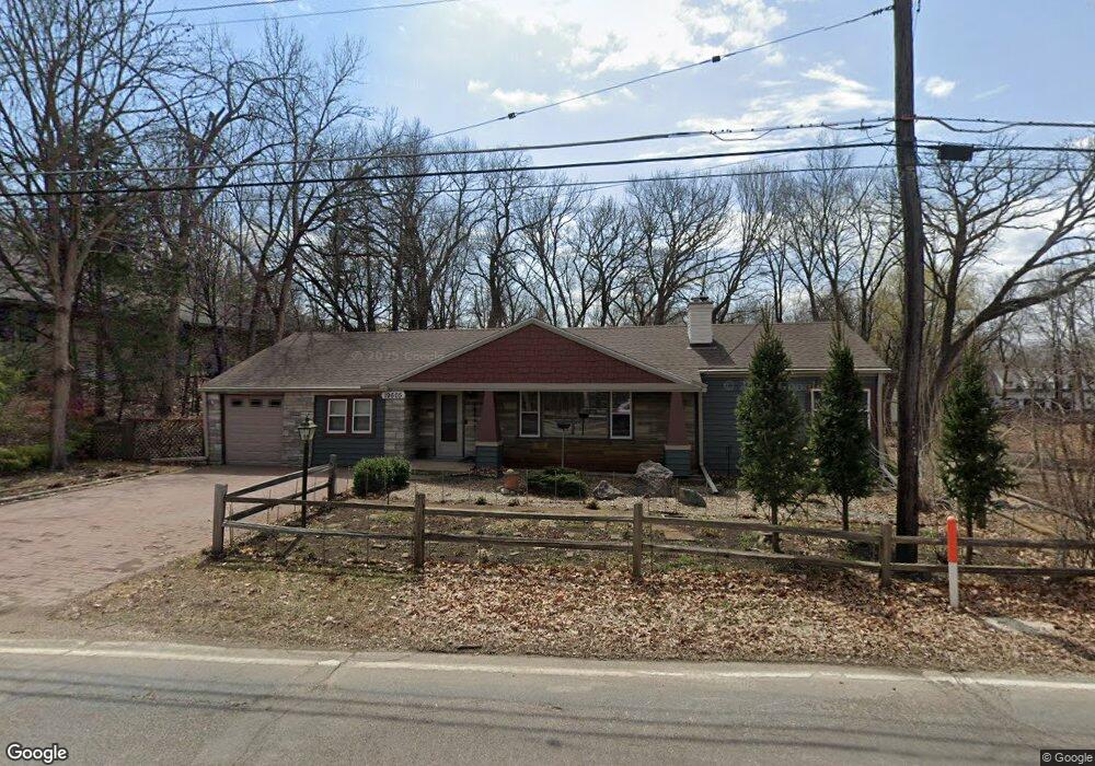 19605 Cottagewood Rd, Excelsior, MN 55331 - photo 1