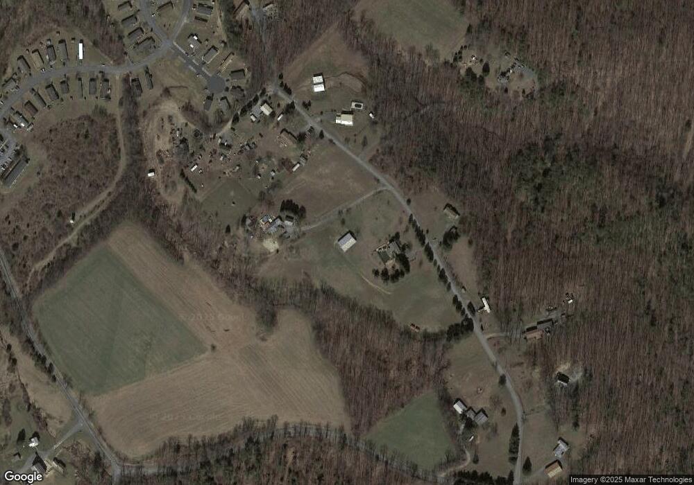 64 Wilson Ln, New Bloomfield, PA 17068 - photo 1