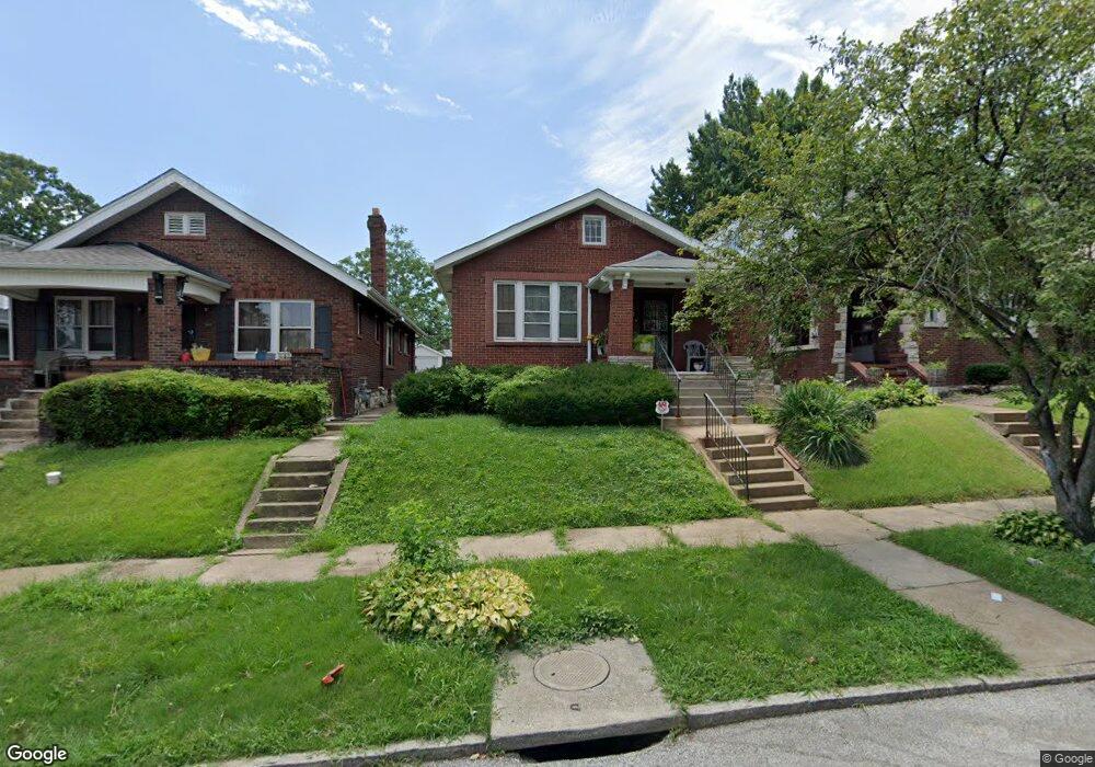 4732 Penrose St, Saint Louis, MO 63115 - photo 1