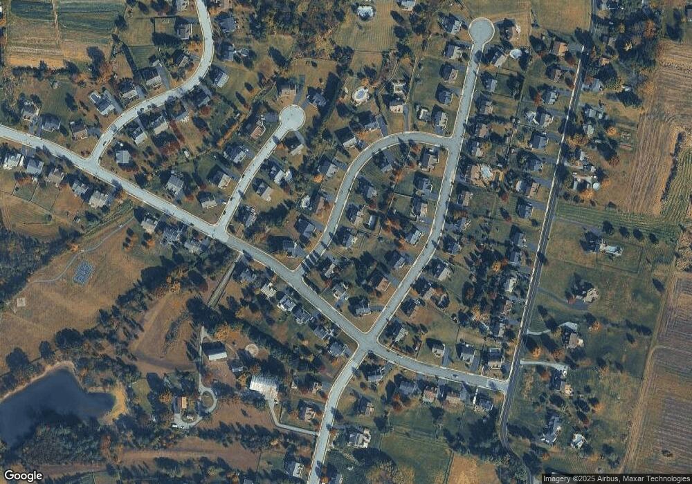 102 Martin Ln, Douglassville, PA 19518 - photo 1