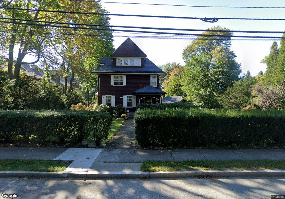62 Windsor Rd, Waban, MA 02468 - photo 1