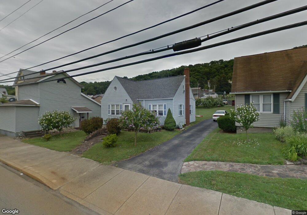 304 N Water St, West Newton, PA 15089 - photo 1