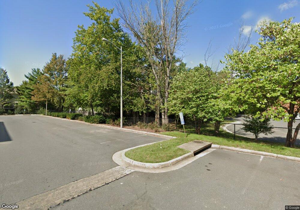 1175 Cypress Tree Place, Herndon, VA 20170 - photo 1