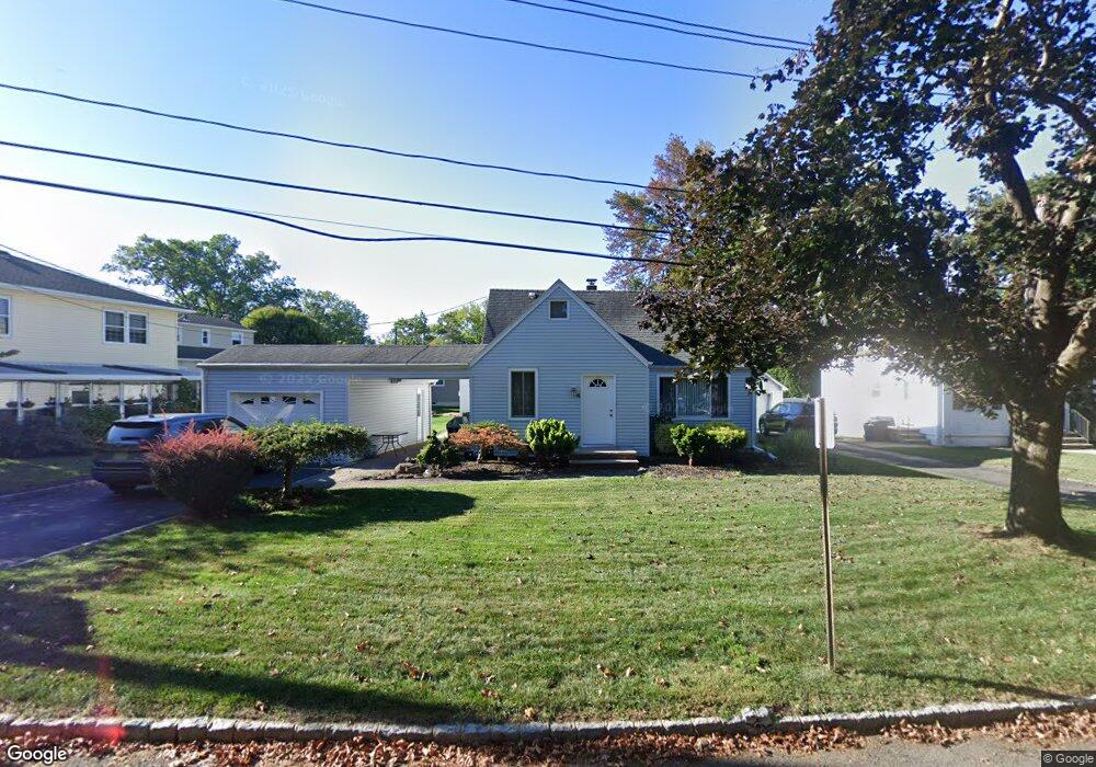 4 Ridgeview Terrace, Clark, NJ 07066 - photo 1