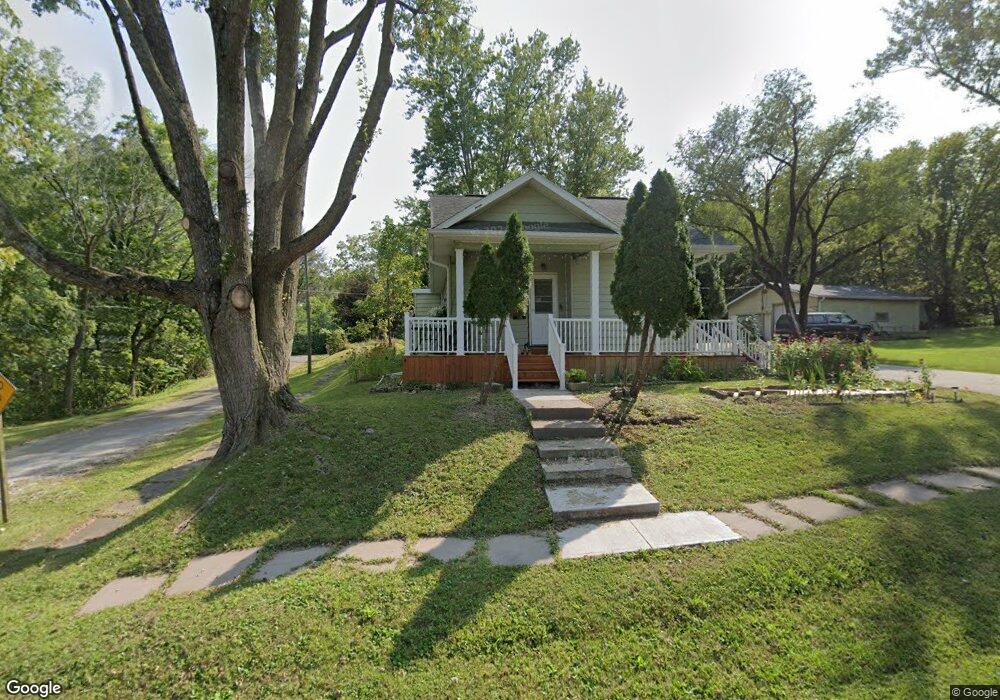 701 Locust St, Columbus Junction, IA 52738 - photo 1