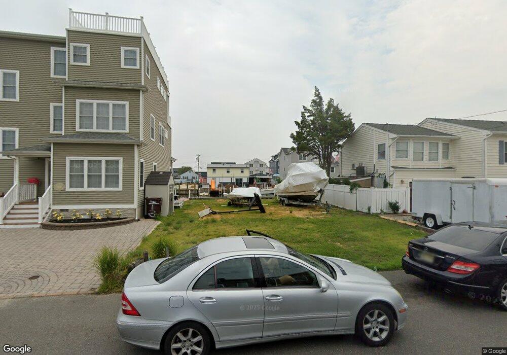 215 Dogwood Dr, Bayville, NJ 08721 - photo 1