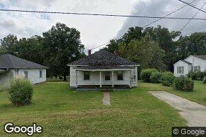 109 Mantle Ave, Mount Airy, NC 27030