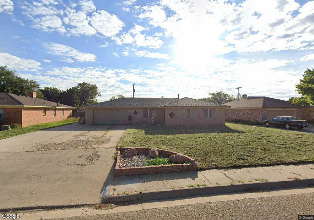 1105 Mills Ave, Dumas, TX 79029 - photo 1
