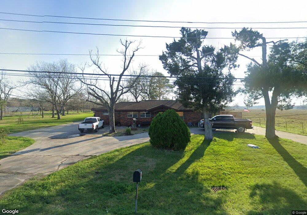 1614 N Gordon St, Alvin, TX 77511 - photo 1