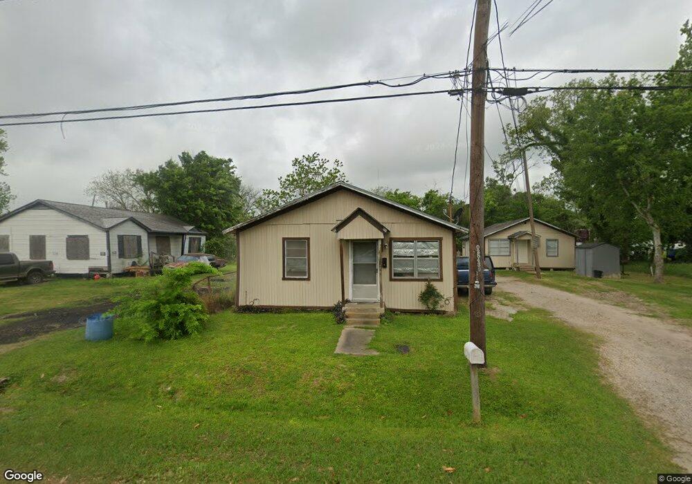 3308 Moore Ave, Bay City, TX 77414 - photo 1
