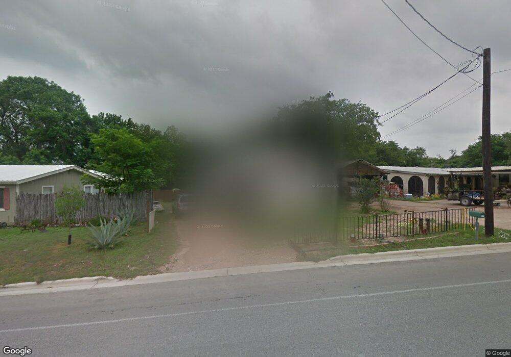 435 S Milam St, Fredericksburg, TX 78624 - photo 1