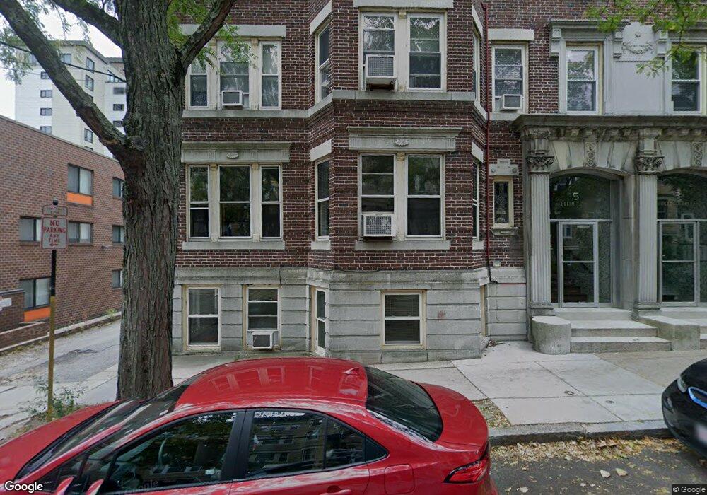 5 Fuller St unit 2, Brookline, MA 02446 - photo 1