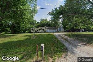 525 W 8th St, Grandview, IN 47615