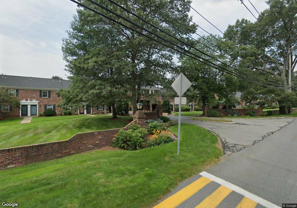 101 Windsor Dr, Framingham, MA 01701 - photo 1